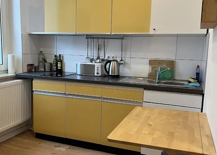 Hbf-uni Naehe Smart&nice ドゥイスブルグ